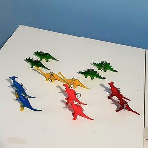6 pairs of dinosaur earrings